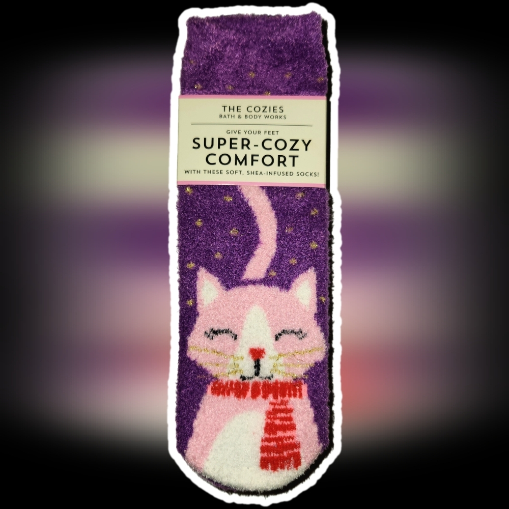 ❌️ [SOLD] Bath and Body Works The Cozies Soft Shea Infused Socks NWT
